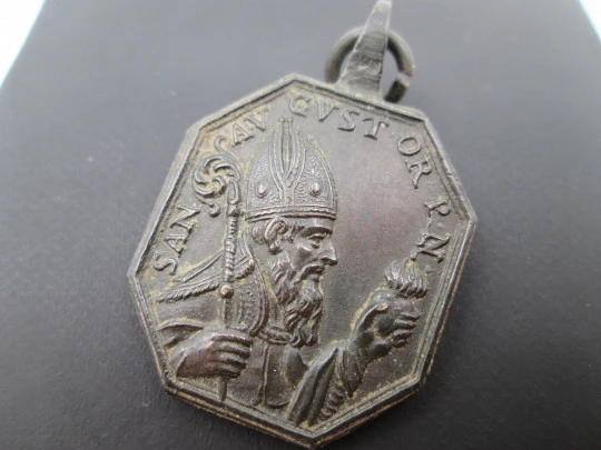 Medalla bronce. San Augusto y Virgen de Copacabana. Siglo XVIII. España