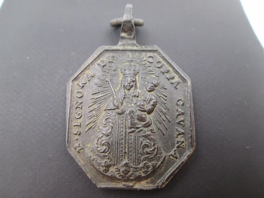 Medalla bronce. San Augusto y Virgen de Copacabana. Siglo XVIII. España