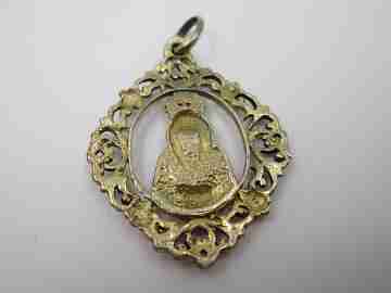 Medalla calada Virgen de los Dolores. Plata de ley 925 y vermeil. 1980