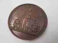 Medalla cobre Bombardeo de Barcelona 1842. Vivier F. Relieve. Francia