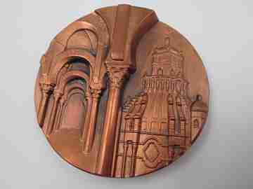 Medalla FNMT 'Córdoba Argentina España'. Relieve. Fernando Jesús López, 1968