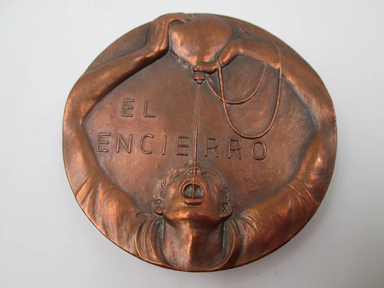 Medalla FNMT tauromaquia 'El Encierro'. Alto relieve. Manolo Prieto, 1985. Soporte