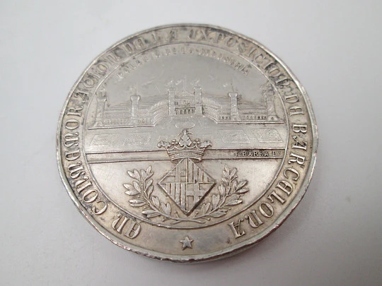 Medalla Primera Exposición Universal de España y sus Colonias. Cobre plateado. 1888