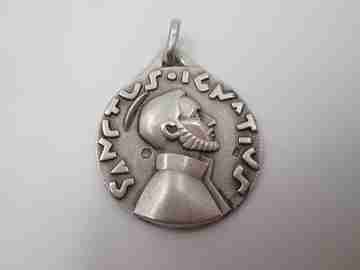 Medalla San Ignacio de Loyola. Plata de ley 925. Alto relieve. España. 1970