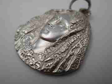 Medalla Virgen de la Macarena. Plata de ley 925. Argolla. España. 1980