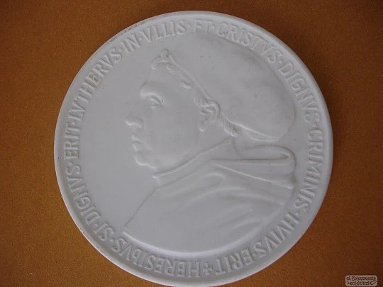 Meissen porcelain medal. Tribute to Martin Luther. Circa 1983