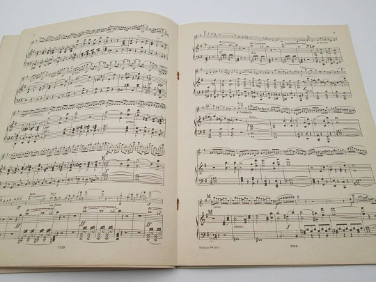 Mendelssohn Concerto Opus 64 for fiddle and pianoforte. Peters Edition. Germany. 1940's