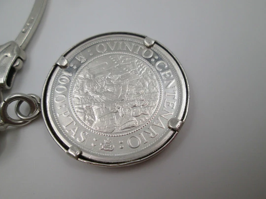 Men's keychain. Sterling silver. 1.000 pesetas coin V Centenary. 1989