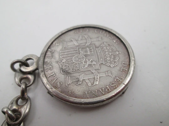 Men's keychain. Sterling silver. 2 pesetas coin Alfonso XIII king (1905). Chain and hitch