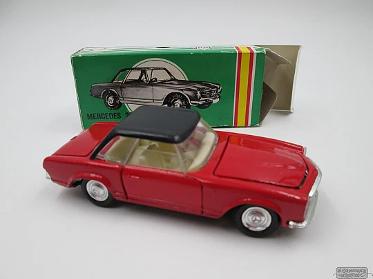 Mercedes 230 SL Sport. Joal. Caja. Coche en miniatura. Años 70