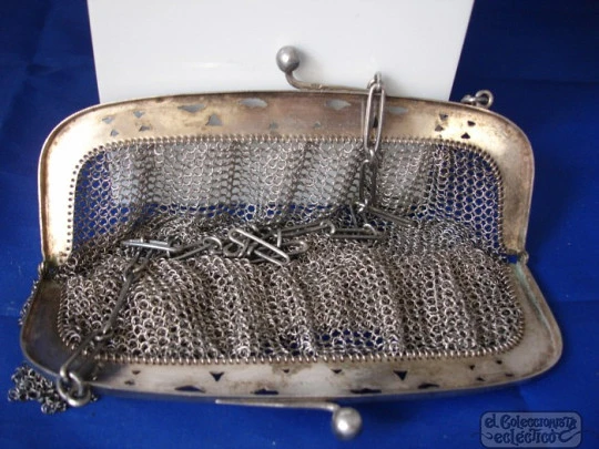 Mesh 800 silver bag. Openwork clutch frame. Chain. 1900