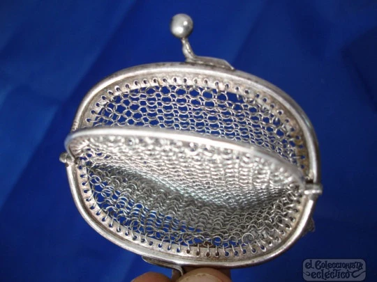 Mesh 800 silver purse. Curve frame. 1920. Double. Balls