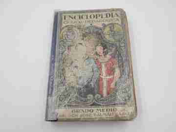 Middle Grade Encyclopedia. Dalmáu Carles publisher. Hard covers. 700 engravings. 1944