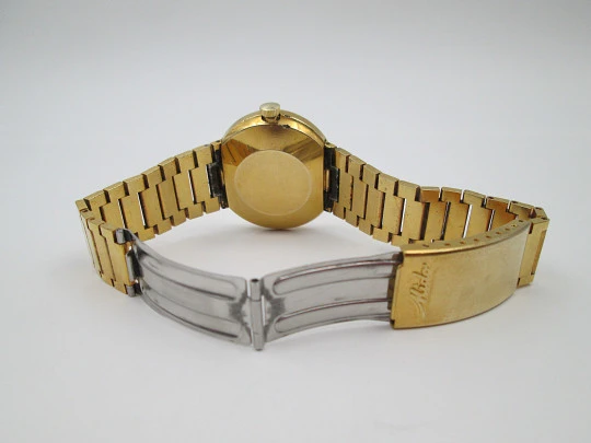 Mido Ocean Star. 30 microns gold plated. Automatic. Bracelet. Calendar. 1970's