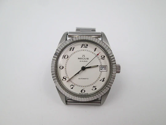 Milus. Stainless steel. Automatic. Calendar. Bracelet. Fluted bezel. 1970's