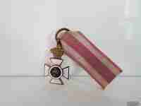 Miniature cross. St. Hermenegildo military Order. 1950's. Golden