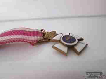 Miniature cross. St. Hermenegildo military Order. 1950's. Golden