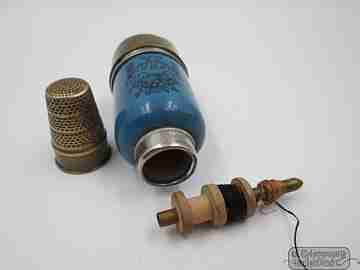 Miniature sewing & makeup case. Bottle shape. 1950. Metal and wood