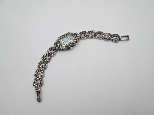 Minister women's watch. Sterling silver, Mother-of-pearl & marquesitas. Quartz Minister women's watch. Sterling silver, Mother-of-pearl & marquesitas. Quartz