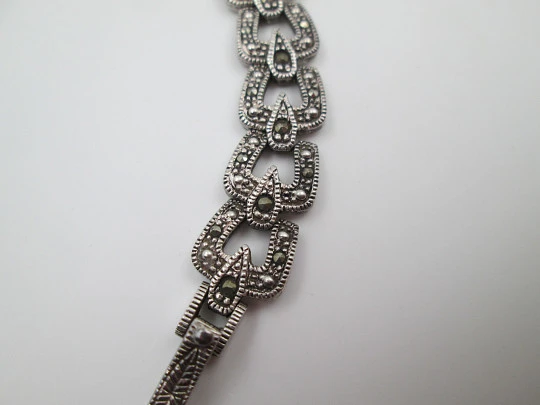 Minister women's watch. Sterling silver, Mother-of-pearl & marquesitas. Quartz Minister women's watch. Sterling silver, Mother-of-pearl & marquesitas. Quartz