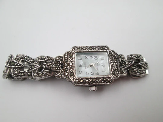 Minister women's watch. Sterling silver, Mother-of-pearl & marquesitas. Quartz Minister women's watch. Sterling silver, Mother-of-pearl & marquesitas. Quartz