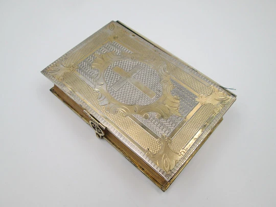 Missal / prayer book. Silver and vermeil. France. Engravings