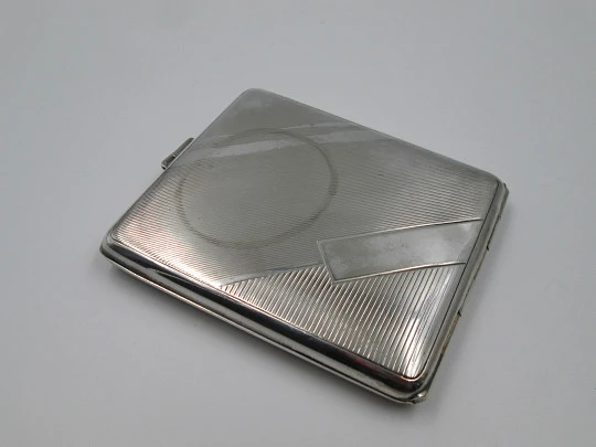 Moka cigarette case. Sterling silver & gold plated. Lines motifs. Russia, 1910's