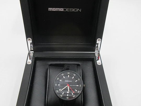 Momo Design Jet. Titanium case / rubber strap. Quartz. Italy / Swiss. Box