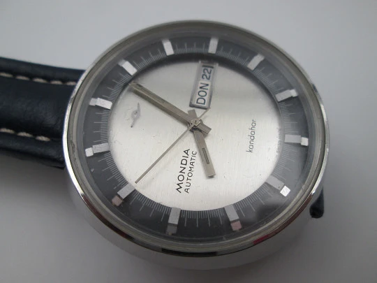 Mondia Kandahar. Steel. Automatic. Bitone dial. Calendar. Strap. 1970's