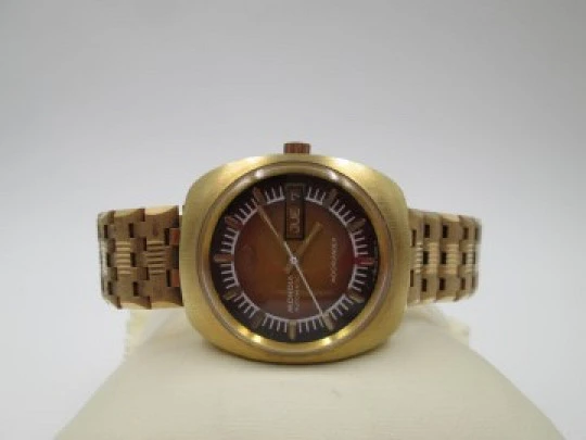 Mondia Moonlander. Gold plated & stainless steel. Automatic. 1960's. Bracelet