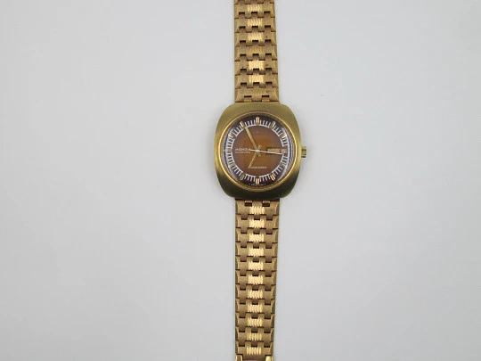 Mondia Moonlander. Gold plated & stainless steel. Automatic. 1960's. Bracelet