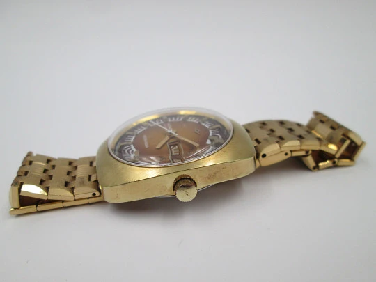 Mondia Moonlander. Gold plated & stainless steel. Automatic. 1960's. Bracelet