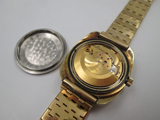 Mondia Moonlander. Gold plated & stainless steel. Automatic. 1960's. Bracelet