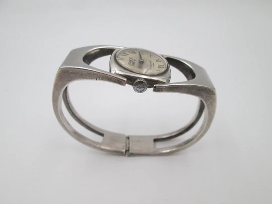 Mondia women's watch with Puig Doria bracelet. 800 sterling silver. Manual wind Mondia women's watch with Puig Doria bracelet. 800 sterling silver. Manual wind
