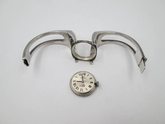 Mondia women's watch with Puig Doria bracelet. 800 sterling silver. Manual wind Mondia women's watch with Puig Doria bracelet. 800 sterling silver. Manual wind