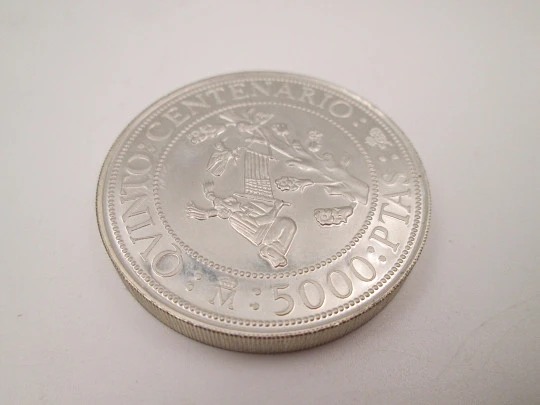Moneda 5.000 pesetas Quinto Centenario. Juan Carlos I Rey de España. Plata de ley. 1990