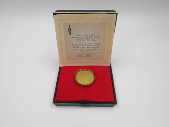 Moneda conmemorativa en plata de ley. Sociedad Cooperativa Lavinia. Estuche. 1984