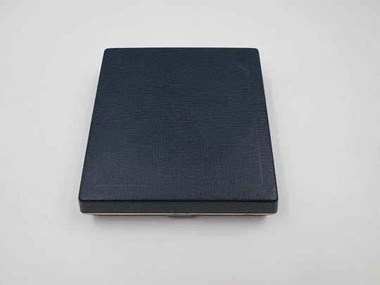 Moneda conmemorativa en plata de ley. Sociedad Cooperativa Lavinia. Estuche. 1984