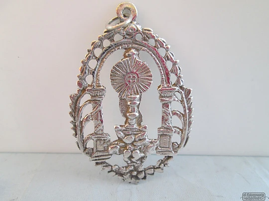 Monstrance and praying Virgin. Silver. 1890. Openwork. Arcade