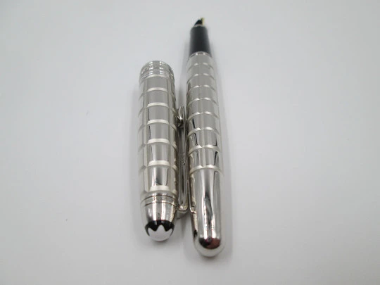 Montblanc 144 Meisterstück Facet. Platinum plated. Converter