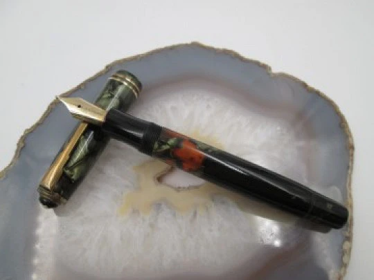 Montblanc 246. Green / black celluloid. 1940's. Piston filler