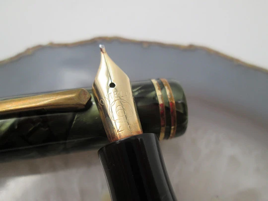 Montblanc 246. Green / black celluloid. 1940's. Piston filler