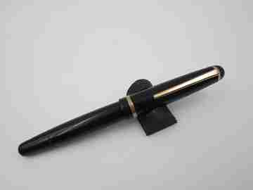 Montblanc 252. Black celluloid and gold plated details. Piston filler system. Germany. 1950's