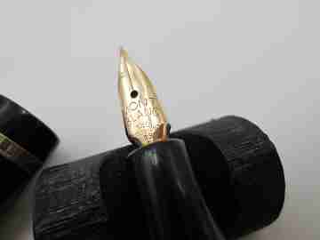 Montblanc 252. Black celluloid and gold plated details. Piston filler system. Germany. 1950's