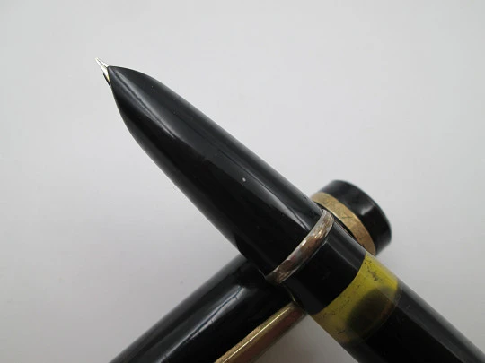 Montblanc 630. Black celluloid and gold plated details. Piston filler. 1950's