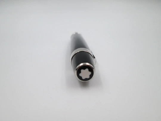 Montblanc Bohème Noir ballpoint pen. Resin & silver plated. Original box