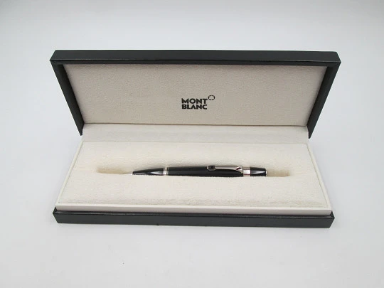 Montblanc Bohème Noir ballpoint pen. Resin & silver plated. Original box