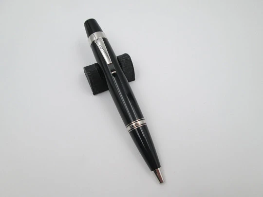 Montblanc Bohème Noir set. Fountain pen & rollerball. Box and pouch. 2010's