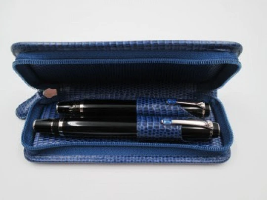 Montblanc Bohéme set. Fountain pen & rollerball. Blue leather pouch. 2010