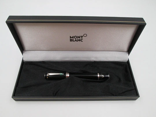 Montblanc Bohéme. Black resin and platinum details. 14k nib. Box